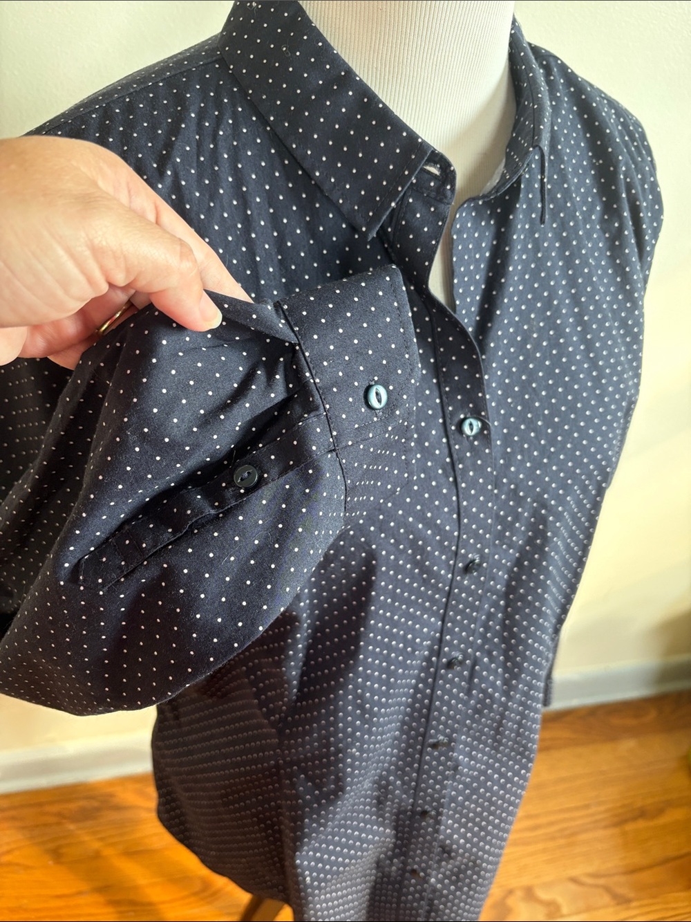 Eddie Bauer Navy Blue Button-Down Shirt with White Micro Dots - Picture 4 of 5